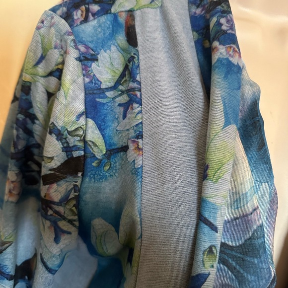 Soft Surroundings Flowers and Birds Draped Cardigan Topper with Hi-Lo hem - Picture 7 of 13